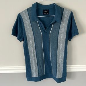 Abercrombie & Fitch Blue White Striped Camp Collar Featherweight Shirt